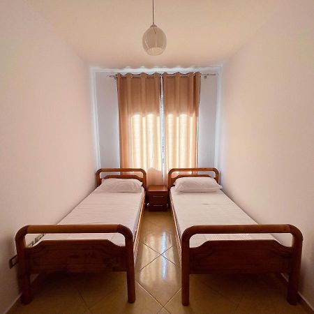 Aulona'S Apartment Вльора Екстер'єр фото